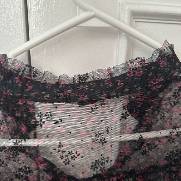 Zara Sheer Floral Black Blouse with Ruffles Size Medium Womens - Picture 11 of 16